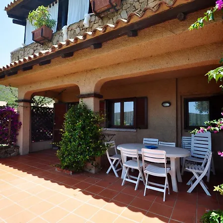 Vela Blu Golfo Aranci Aparthotel