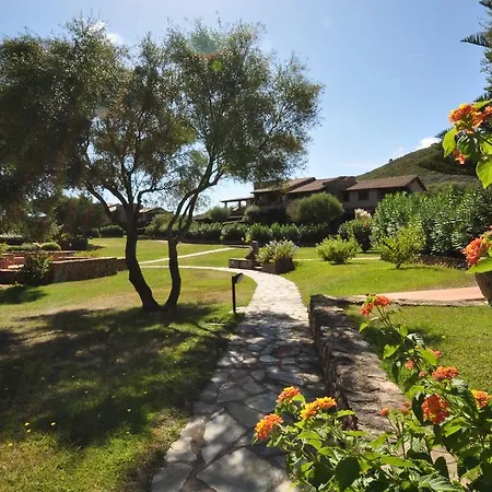 Aparthotel Vela Blu Golfo Aranci Marinella (Sardinia)