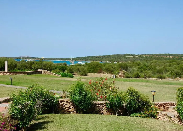 Vela Blu Golfo Aranci 3* מרינלה