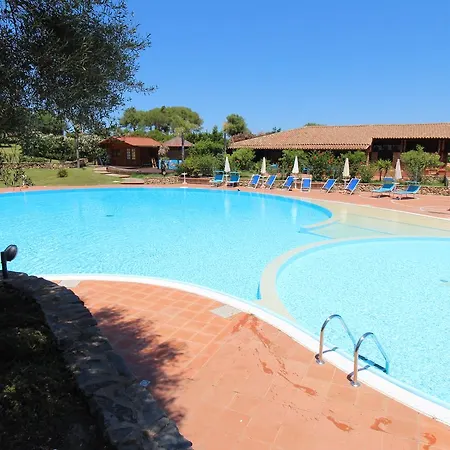 Hotel Vela Blu Golfo Aranci 3*